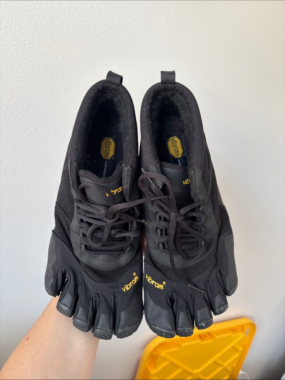 Vibram Men’s FiveFingers V-Trek Insulated Barefoot All-Terrain Outdoor Hiking - Picture 7 of 12